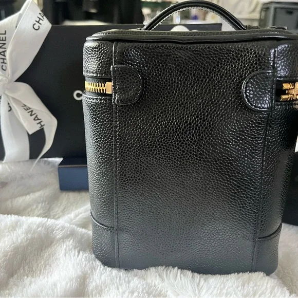 Chanel Vanity Bag - Picture 10 of 11